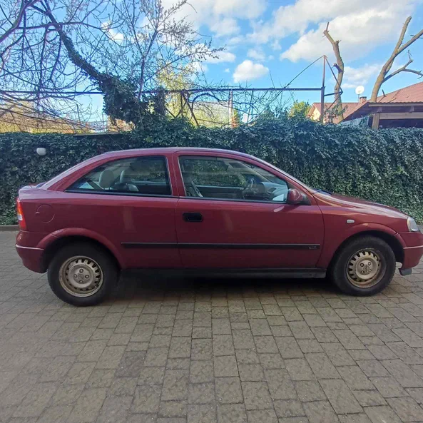 Opel Astra 2000
