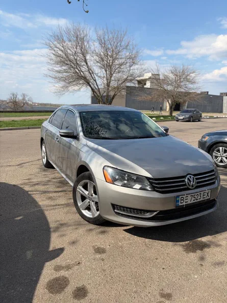 Volkswagen Passat 2012