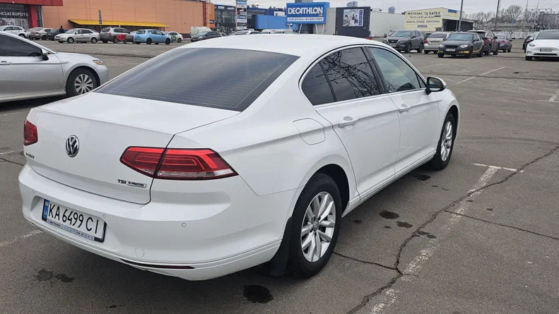 Volkswagen Passat 2015 - 3