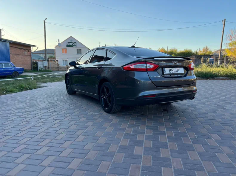 Ford Fusion (North America) 2016 - 3