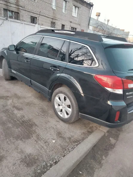 Subaru Outback 2011