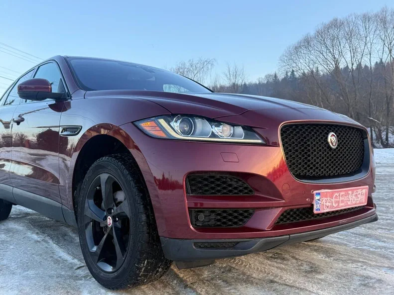 Jaguar F-Pace 2016
