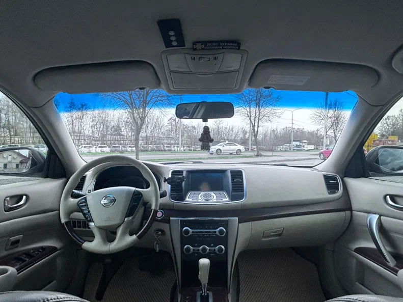 Nissan Teana 2010 - 10