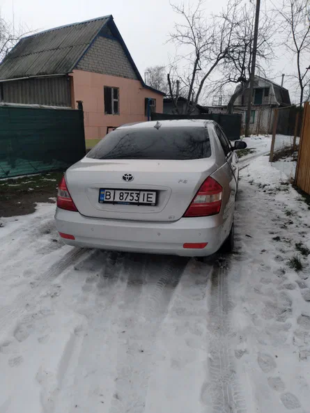 BYD F6 2012 - 1