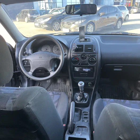 Mitsubishi Carisma 1998 - 15