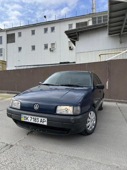 Volkswagen Passat 1991 - 9