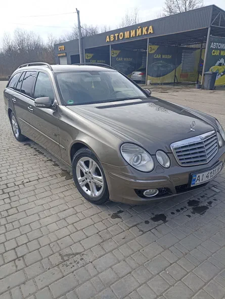 Mercedes-Benz E-Класс 2009