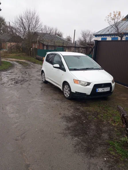 Mitsubishi Colt 2010
