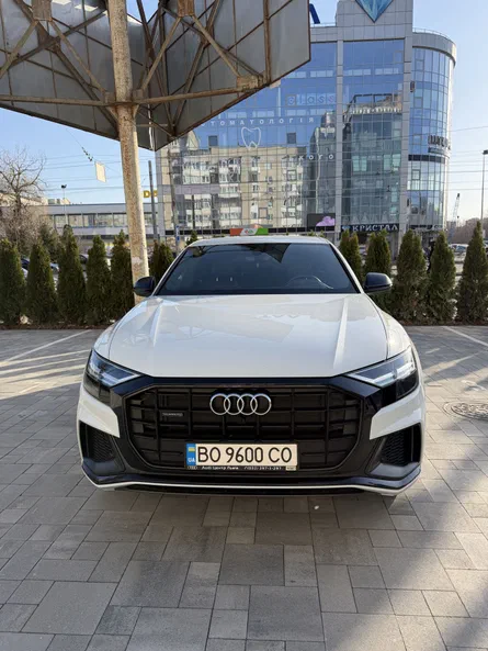 Audi Q8 2020