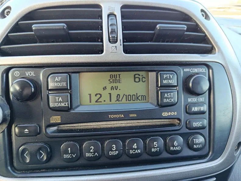 Toyota RAV4 2001 - 11