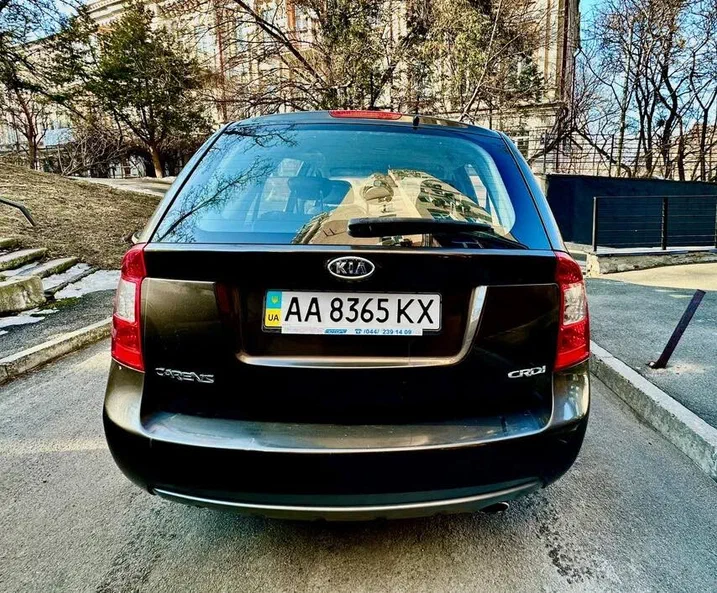 Kia Carens 2011 - 5