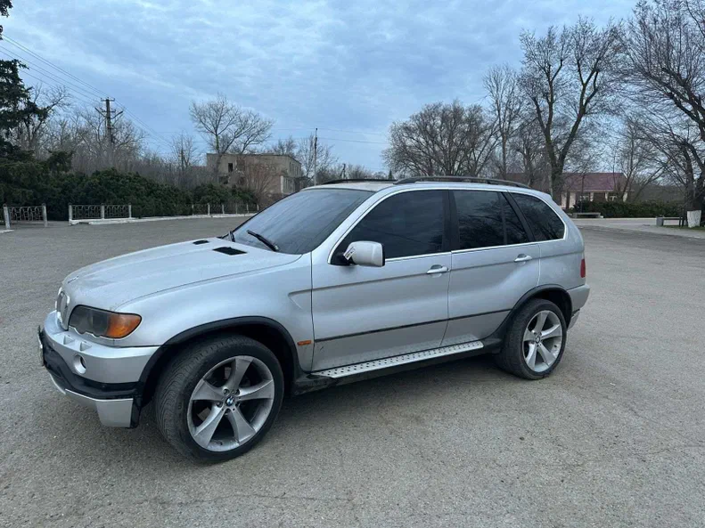 BMW X5 2001 - 0