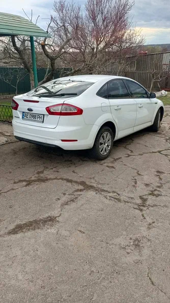 Ford Mondeo 2013 - 8