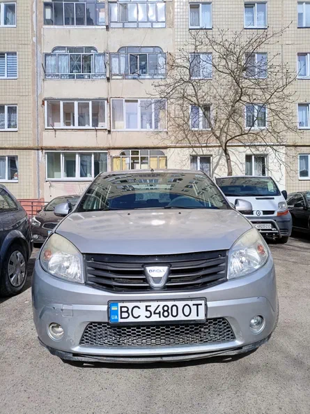 Dacia Sandero 2009 - 3