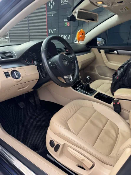Volkswagen Passat 2014 - 15