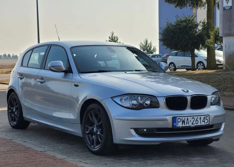 BMW 1 серія 2010 - 0
