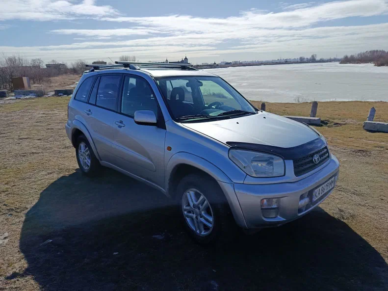 Toyota RAV4 2001