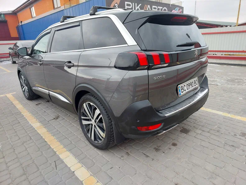 Peugeot 5008 2017 - 8