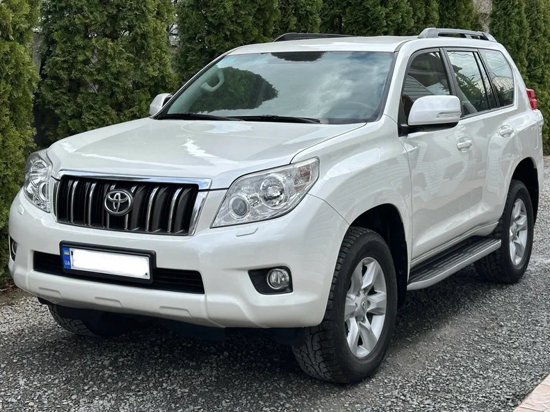 Toyota Land Cruiser Prado 2010