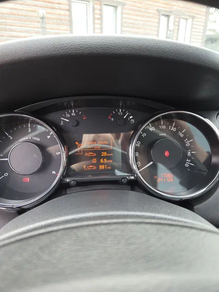 Peugeot 5008 2010 - 6