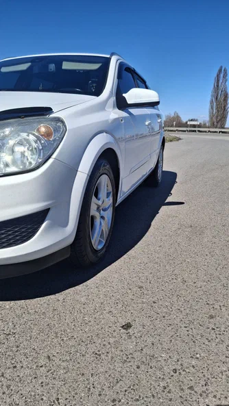 Opel Astra 2009 - 6