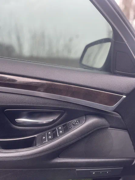 BMW 5 серія 2016 - 9