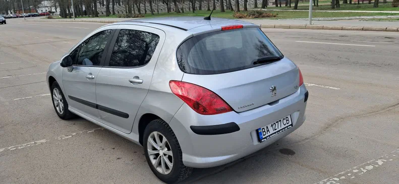 Peugeot 308 2010 - 3