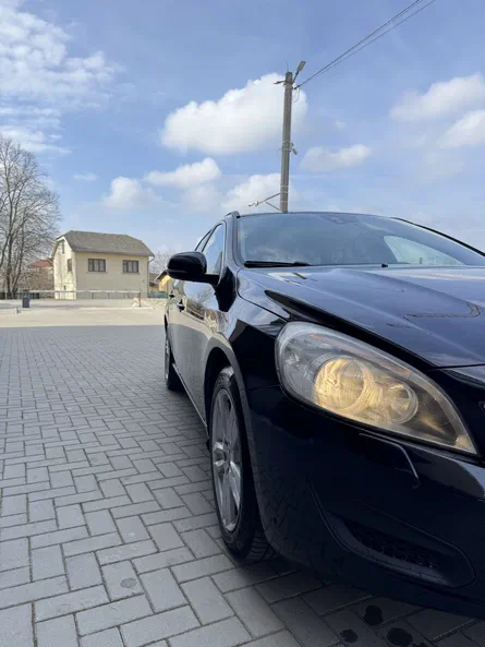 Volvo V60 2013 - 13