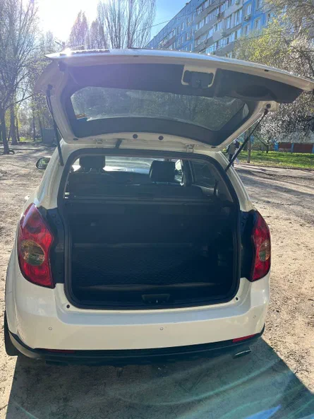 SsangYong Korando 2011 - 6