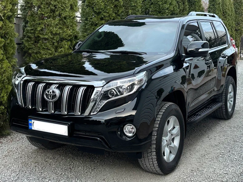 Toyota Land Cruiser Prado 2013