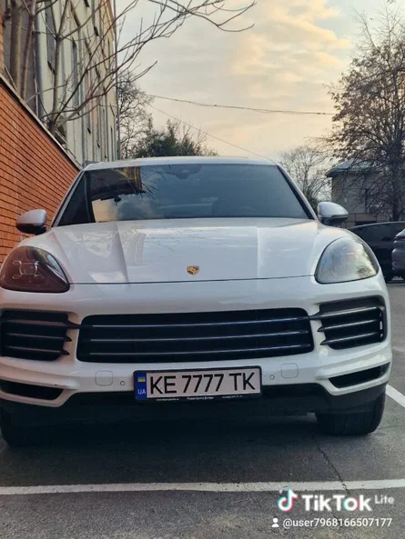 Porsche Cayenne 2017 - 5