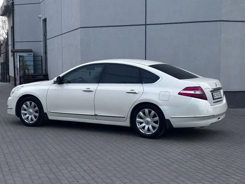 Nissan Teana 2010