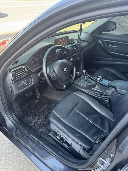 BMW 3 серія 2012 - 5