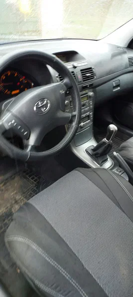 Toyota Avensis 2004 - 5