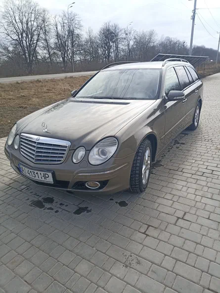 Mercedes-Benz E-Класс 2009