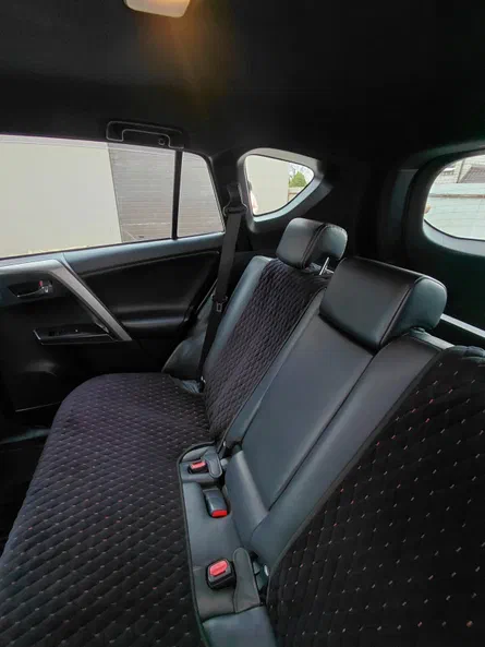 Toyota RAV4 2017 - 13