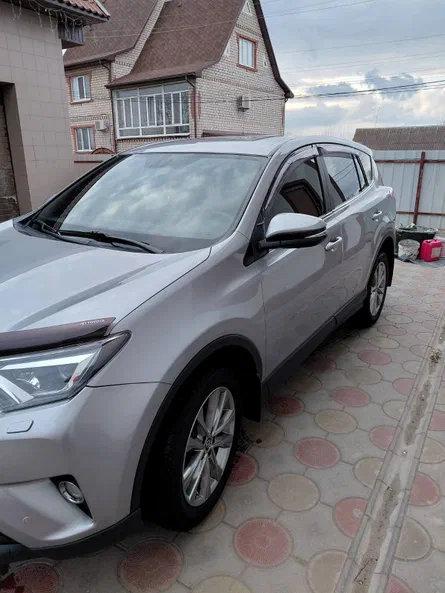 Toyota RAV4 2017 - 26