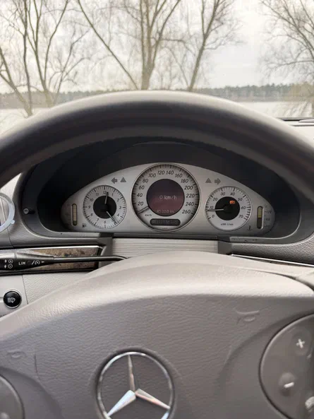 Mercedes-Benz E-Клас 2003 - 25
