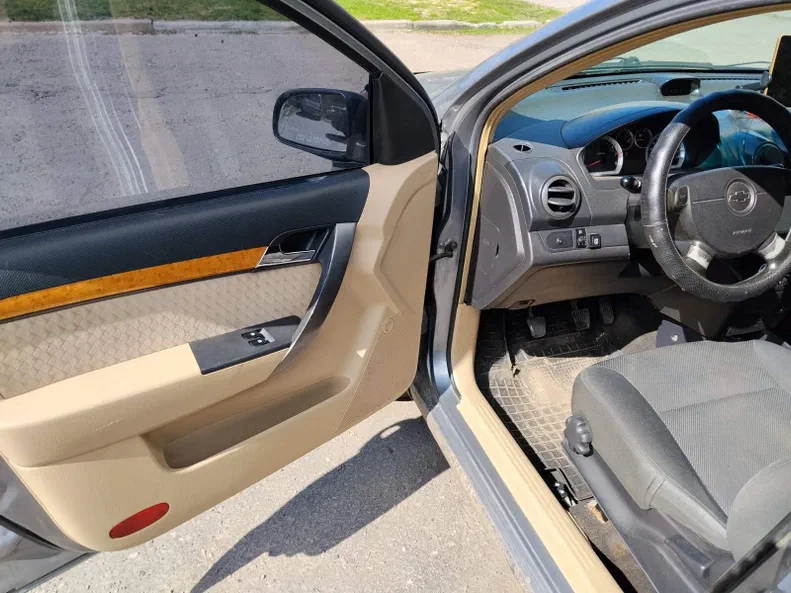 Chevrolet Aveo 2011 - 7