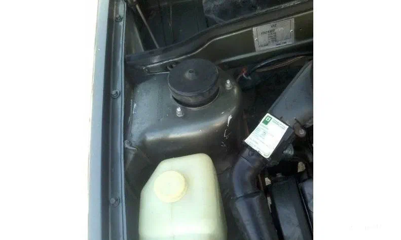 Lada (ВАЗ) 2108 1993 - 2