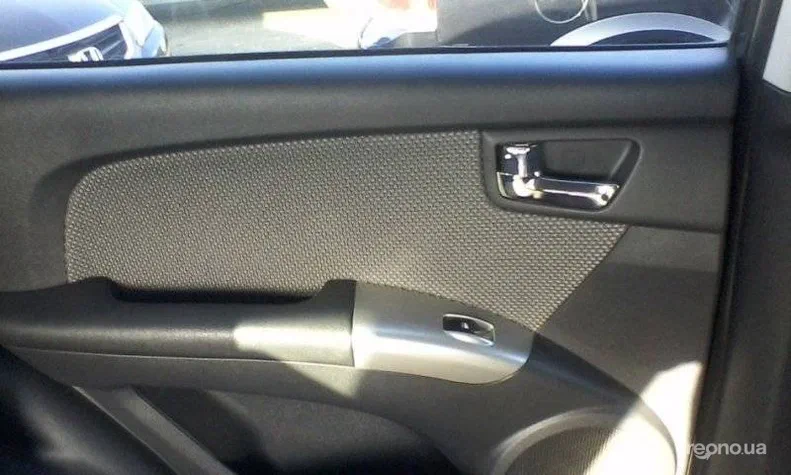 Kia Sportage 2009 - 3