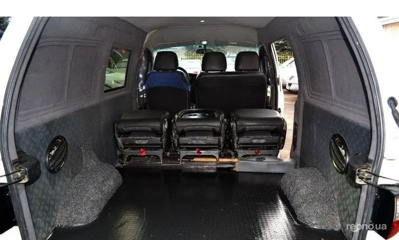 Hyundai H-1 2005 - 6