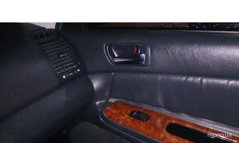 Toyota Camry 2003 - 4