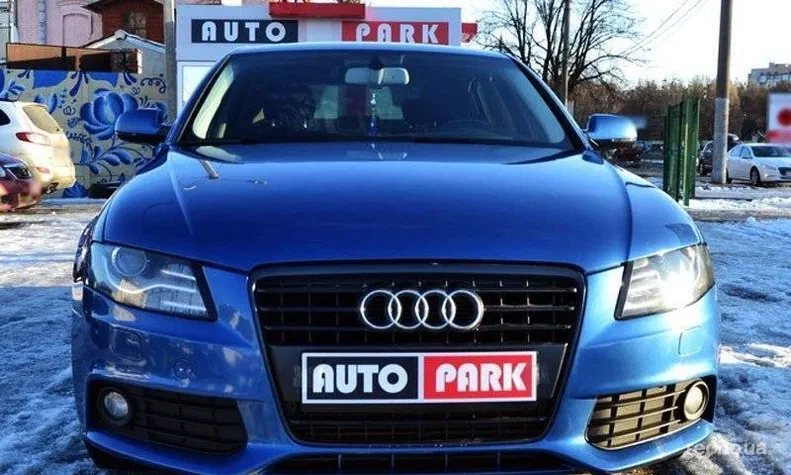 Audi A4 2010 - 8
