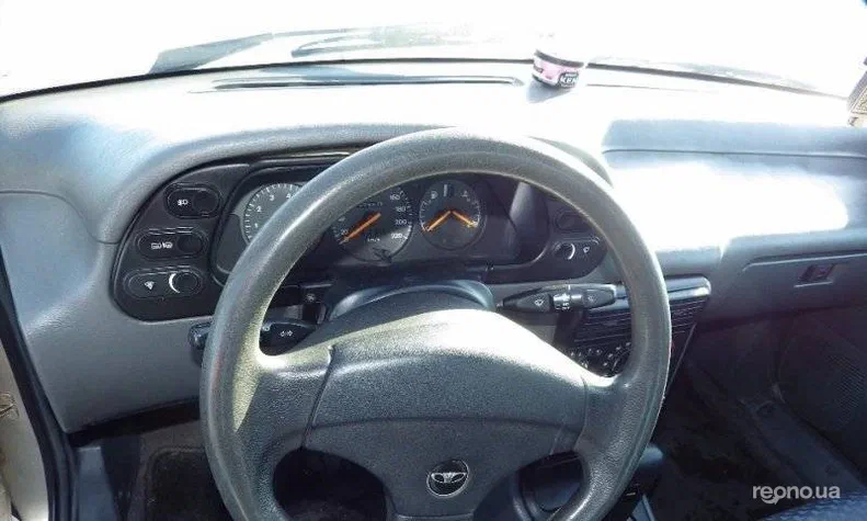 Daewoo Espero 1995 - 18
