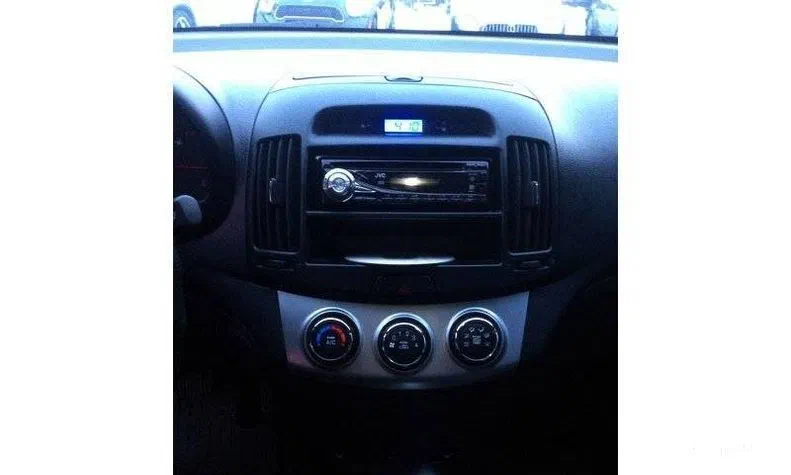 Hyundai Elantra 2010 - 18