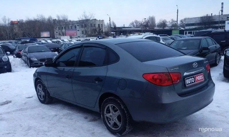 Hyundai Elantra 2010 - 24