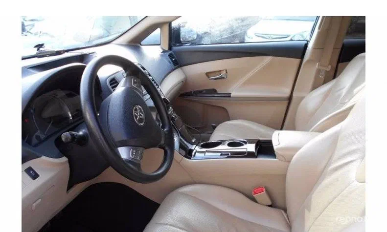 Toyota Venza 2010 - 2