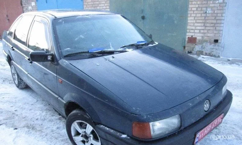 Volkswagen Passat 1990 - 18