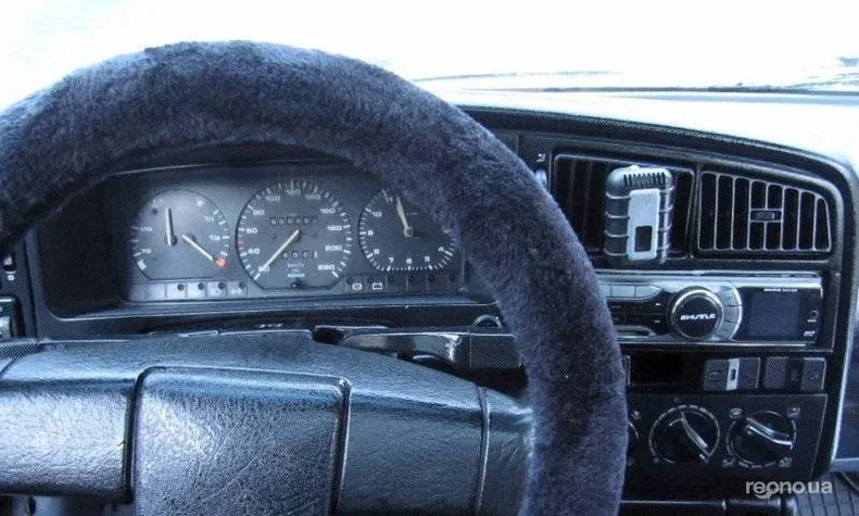 Volkswagen Passat 1990 - 4